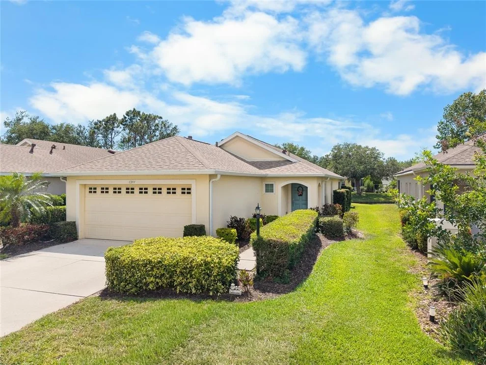 Unit for sale at 6344 ROBIN COVE, LAKEWOOD RANCH, FL 34202