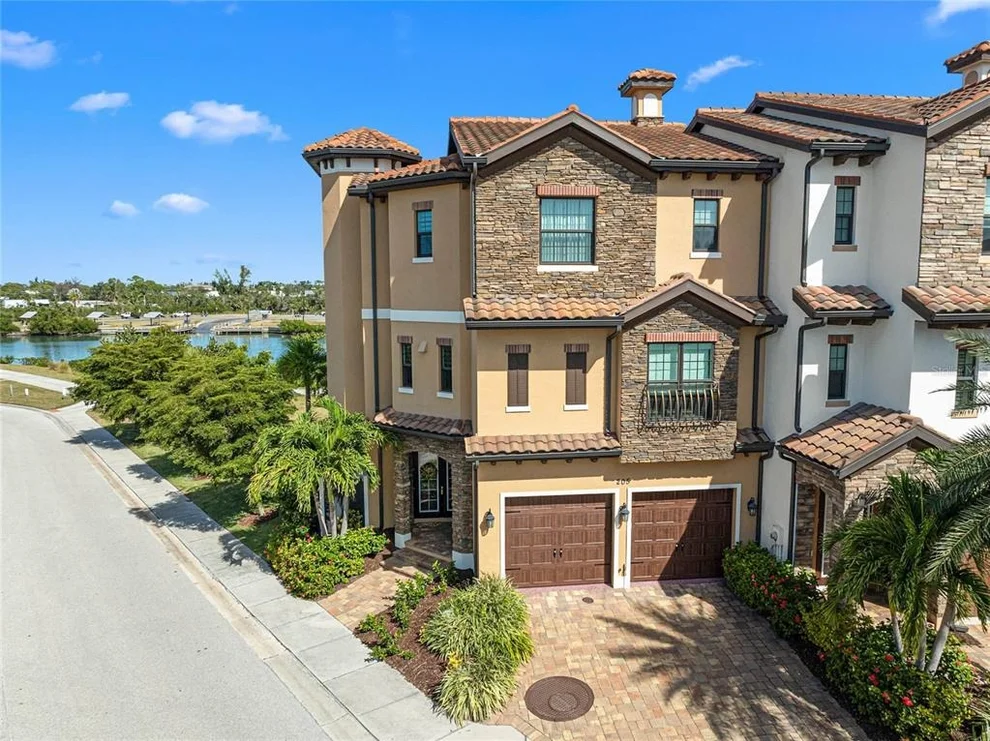 Unit for sale at 205 E VENICE AVENUE, VENICE, FL 34285