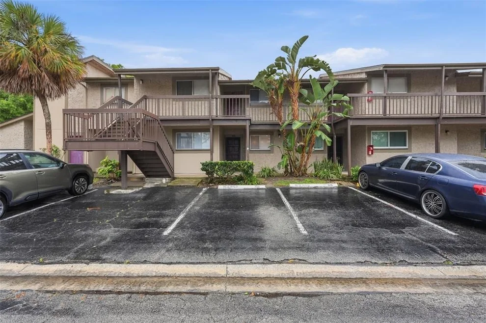 Unit for sale at 6340 NEWTOWN CIRCLE, TAMPA, FL 33615