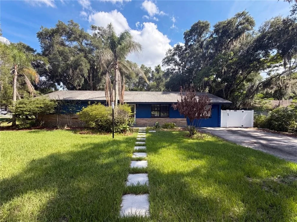 Unit for sale at 820 E WISCONSIN AVENUE, DELAND, FL 32724