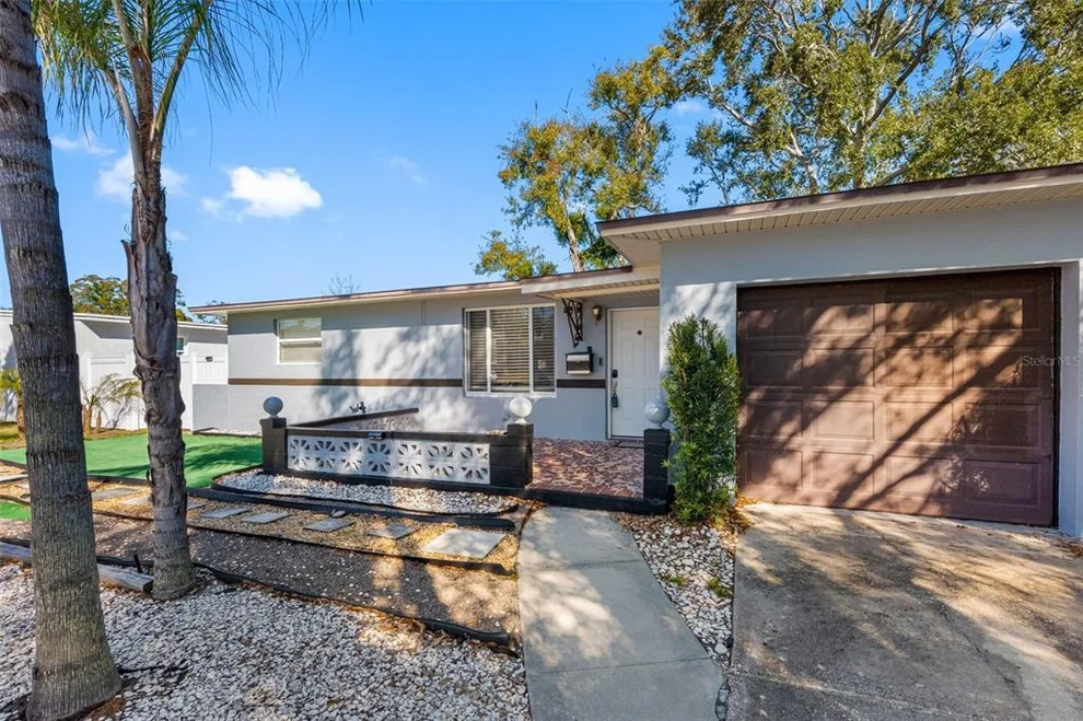 Unit for sale at 4711 28TH AVENUE N, ST PETERSBURG, FL 33713