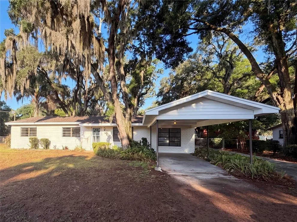 Unit for sale at 103 S KINGSWAY ROAD, SEFFNER, FL 33584