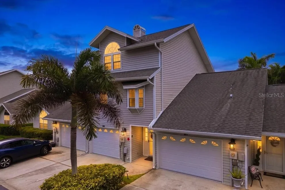 Unit for sale at 11722 CURRIE LANE, LARGO, FL 33774