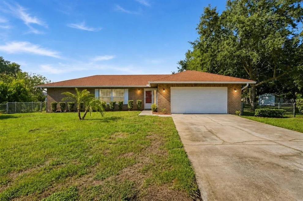 Unit for sale at 2111 GROVEGLEN LANE S, LAKELAND, FL 33813