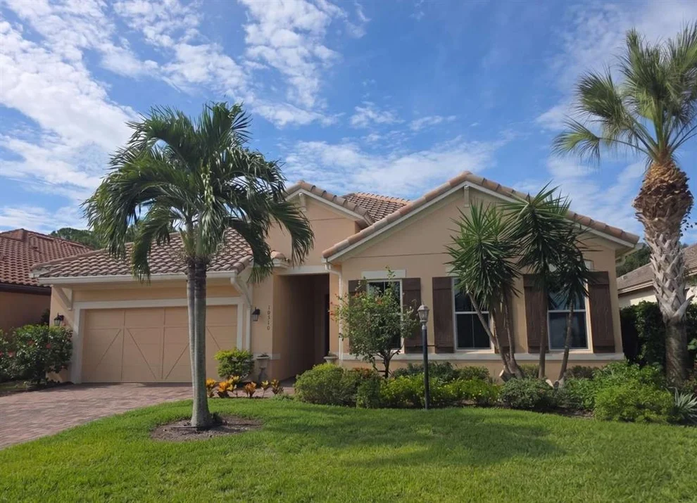 Unit for sale at 10310 EASTWOOD DRIVE, BRADENTON, FL 34211