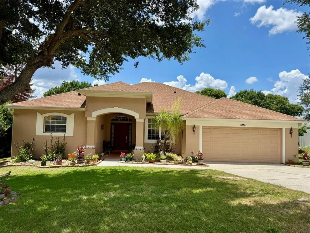Unit for sale at 2660 LEDGEMONT COURT, CLERMONT, FL 34711