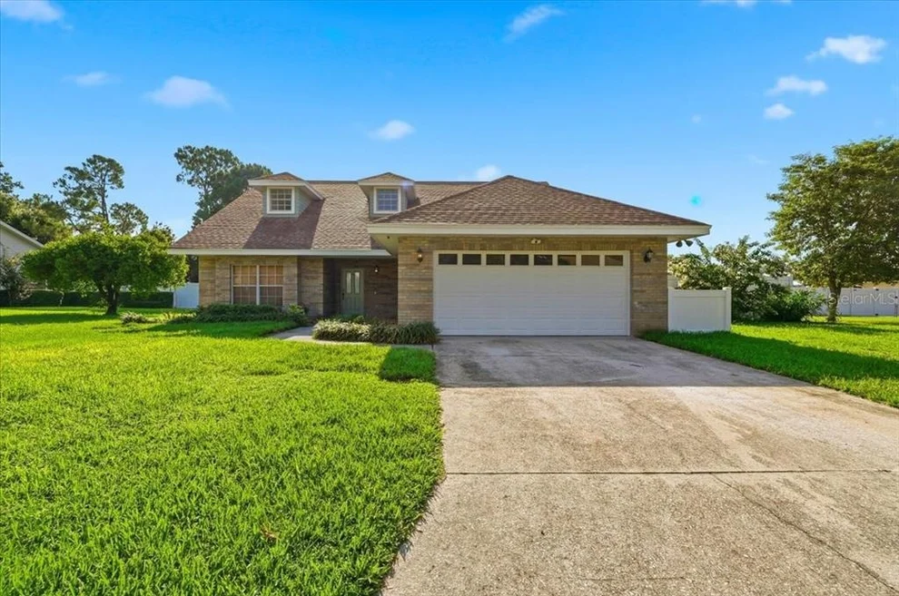 Unit for sale at 814 CARLTON COURT, WINTER HAVEN, FL 33884