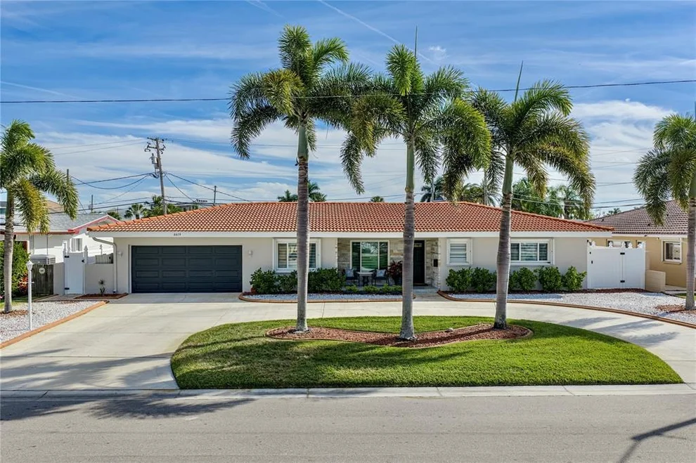 Unit for sale at 6619 BLUE HERON DRIVE S, ST PETERSBURG, FL 33707