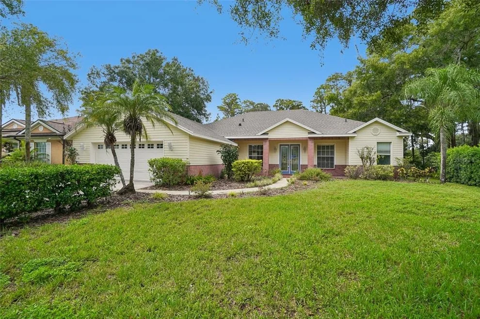 Unit for sale at 17718 CRYSTAL COVE PLACE, LUTZ, FL 33548