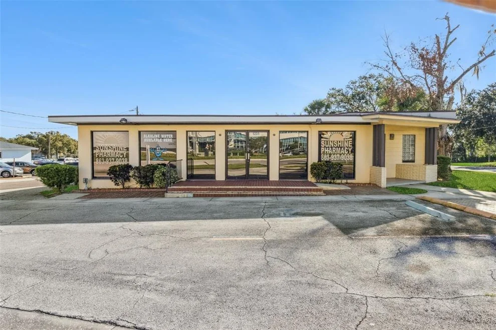 Unit for sale at 1231 LAKELAND HILLS BOULEVARD, LAKELAND, FL 33805