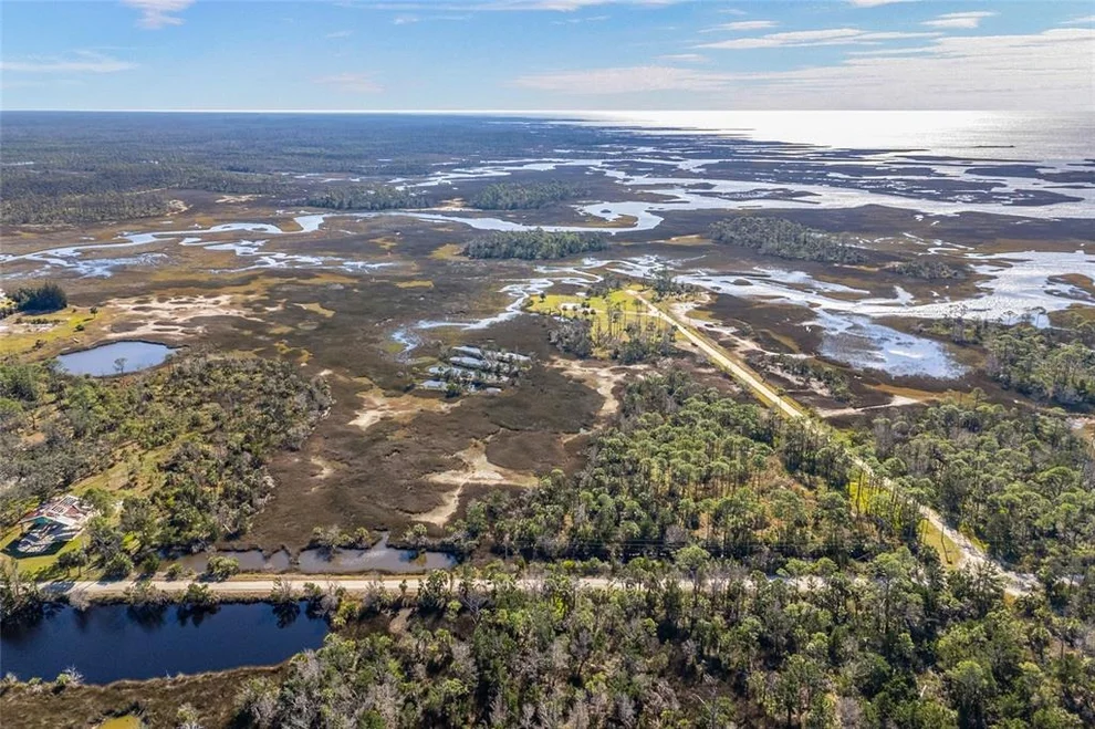 Unit for sale at 125 SW 284, STEINHATCHEE, FL 32359