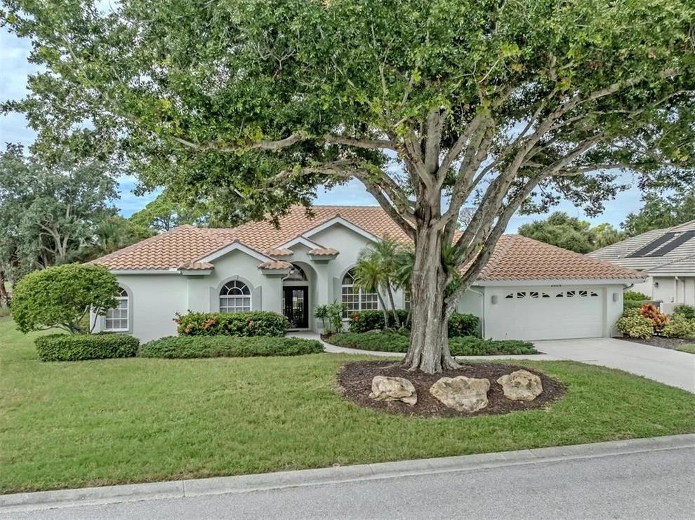 Unit for sale at 2009 TOCOBAGA LANE, NOKOMIS, FL 34275