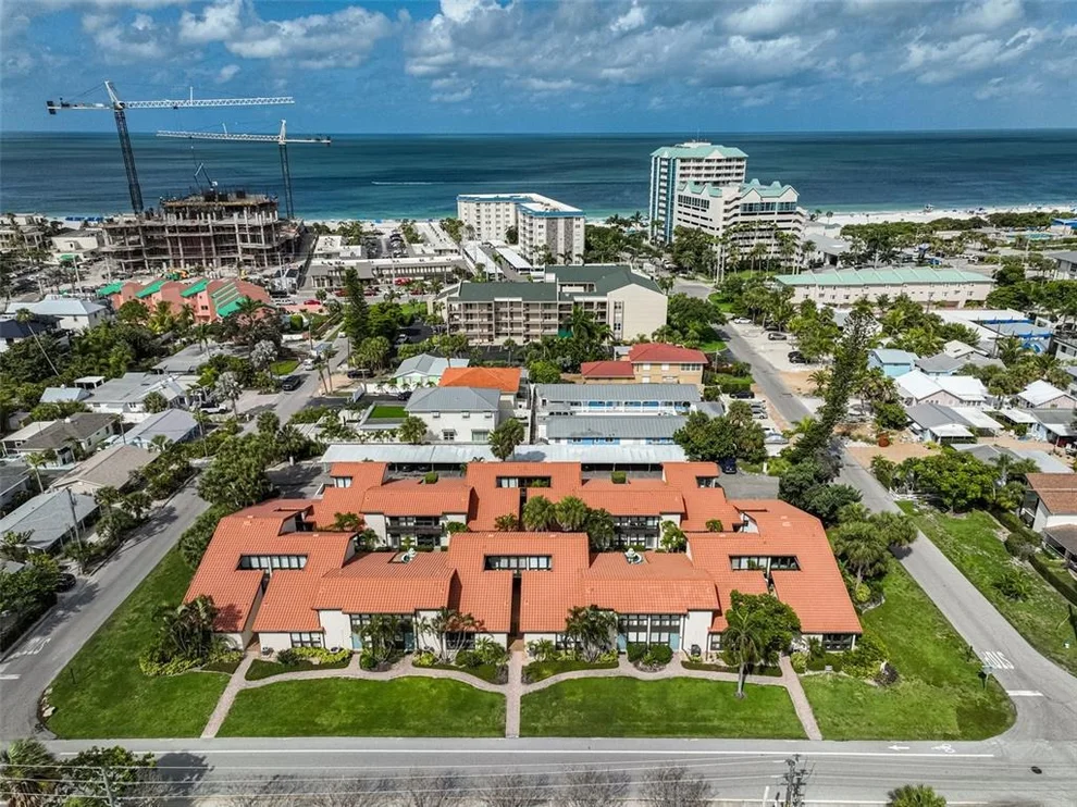 Unit for sale at 800 S BLVD OF PRESIDENTS, SARASOTA, FL 34236