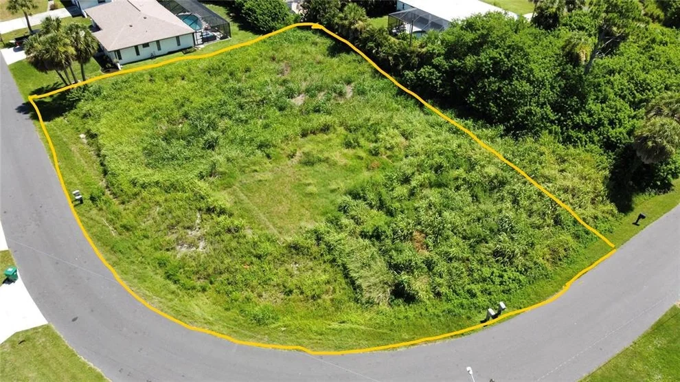 Unit for sale at 18450 GOODMAN CIRCLE, PORT CHARLOTTE, FL 33948