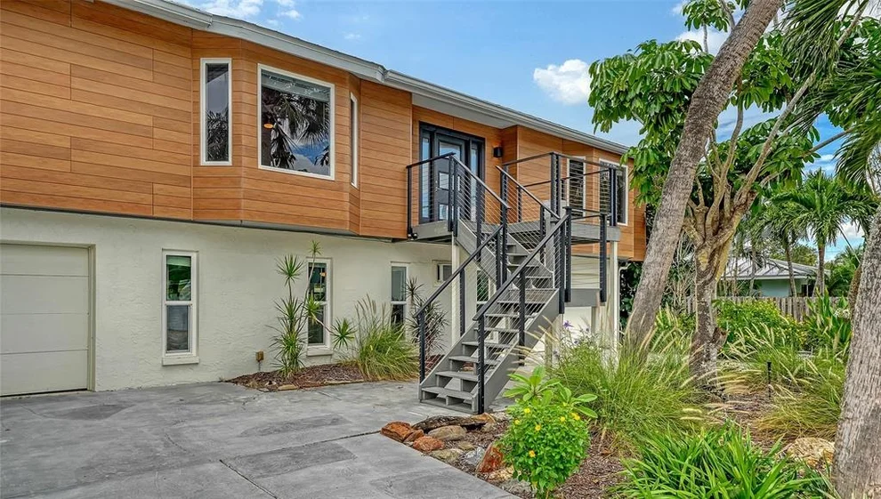 Unit for sale at 521 CUMMINGS STREET, SARASOTA, FL 34242
