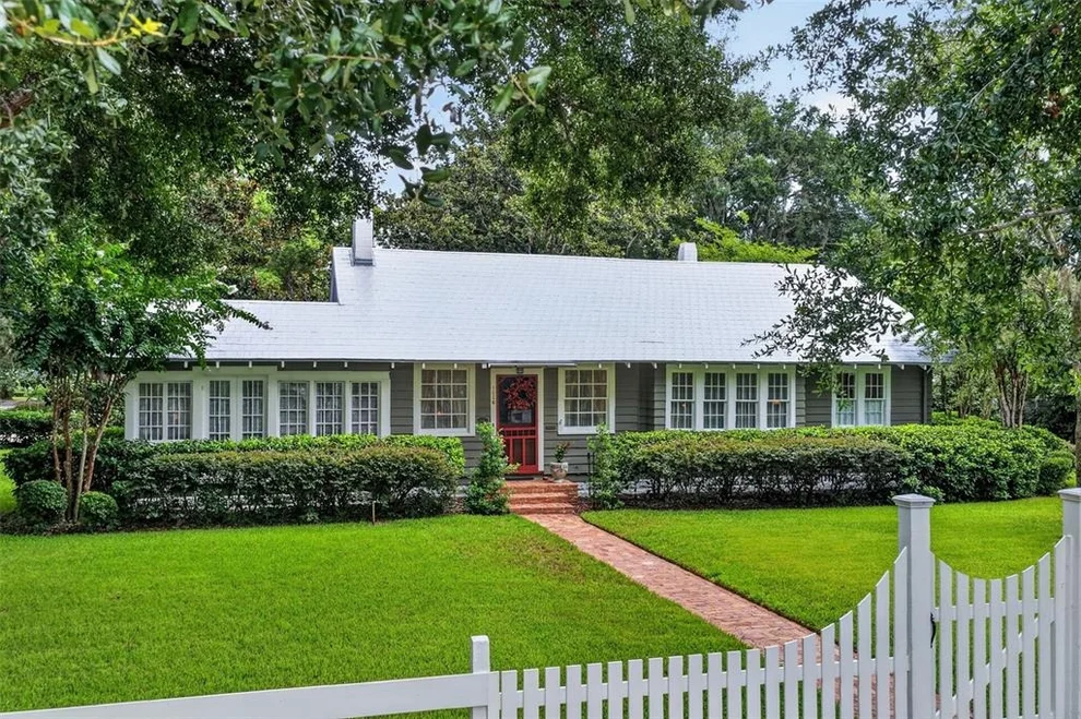 Unit for sale at 1046 N MCDONALD STREET, MOUNT DORA, FL 32757