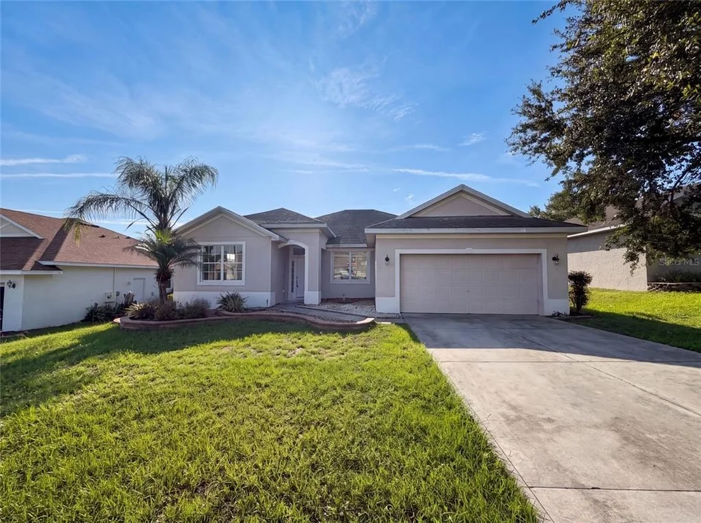Unit for sale at 204 ROUND MAN STREET, LEESBURG, FL 34748