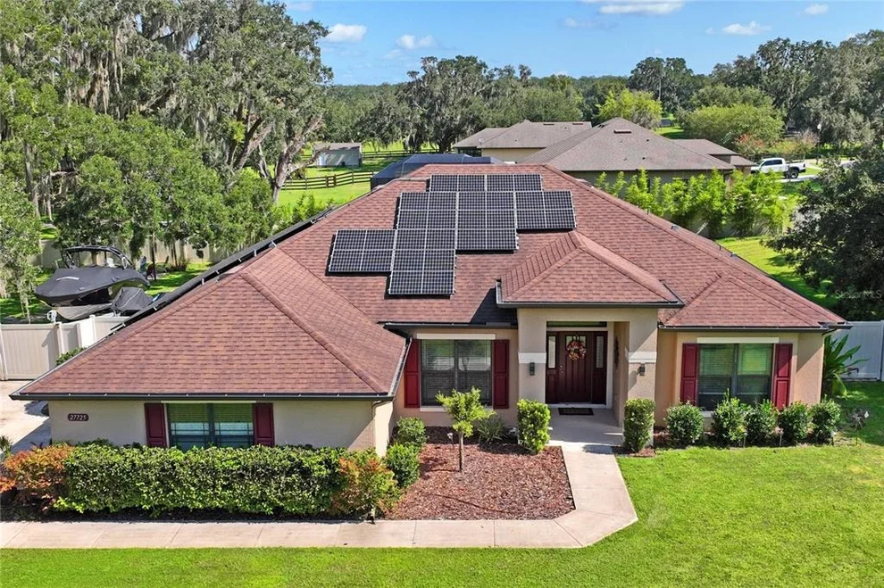 Unit for sale at 27725 CENTURY OAKS COURT, DADE CITY, FL 33525