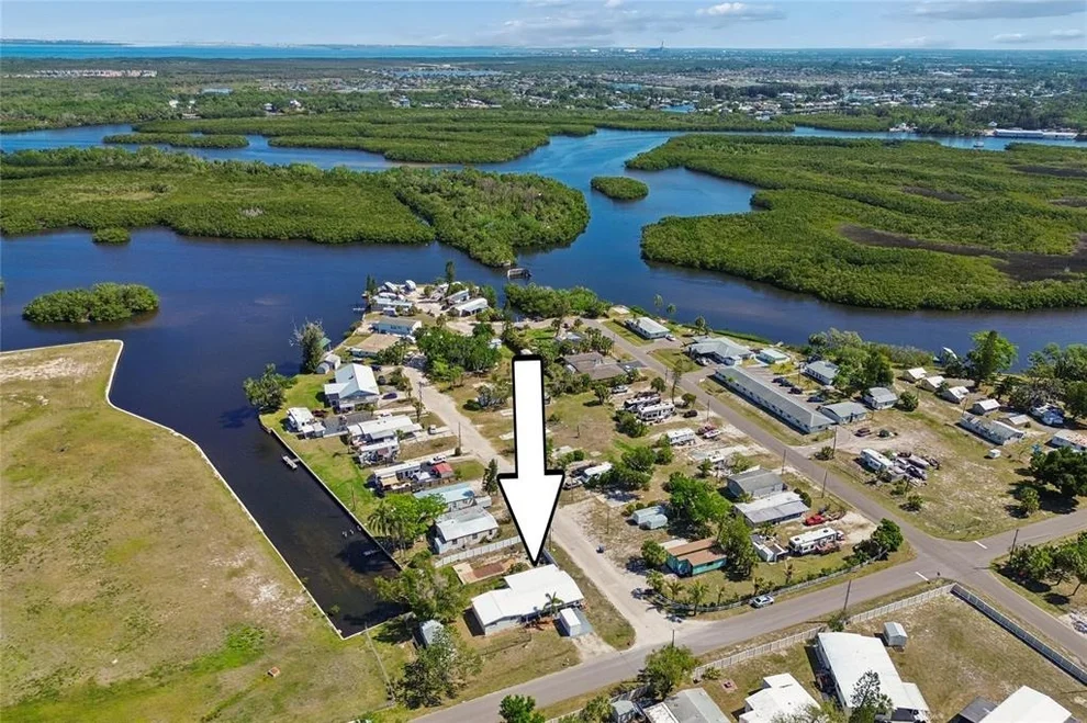 Unit for sale at 1130 SWEENEY DRIVE, RUSKIN, FL 33570