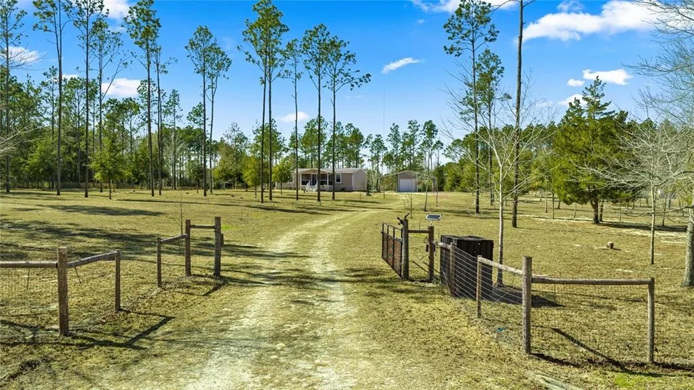 Unit for sale at 5130 SE 137TH AVENUE, MORRISTON, FL 32668