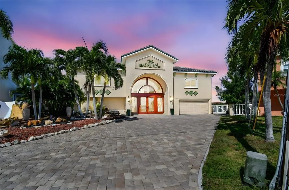 Unit for sale at 582 JOHNS PASS AVENUE, MADEIRA BEACH, FL 33708
