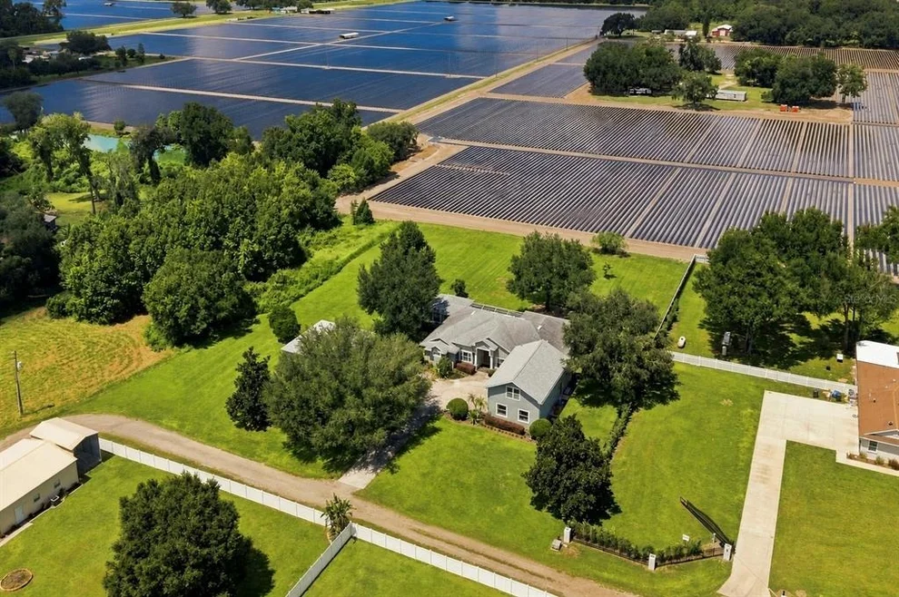 Unit for sale at 3410 PUNKIN PATCH LANE, DOVER, FL 33527