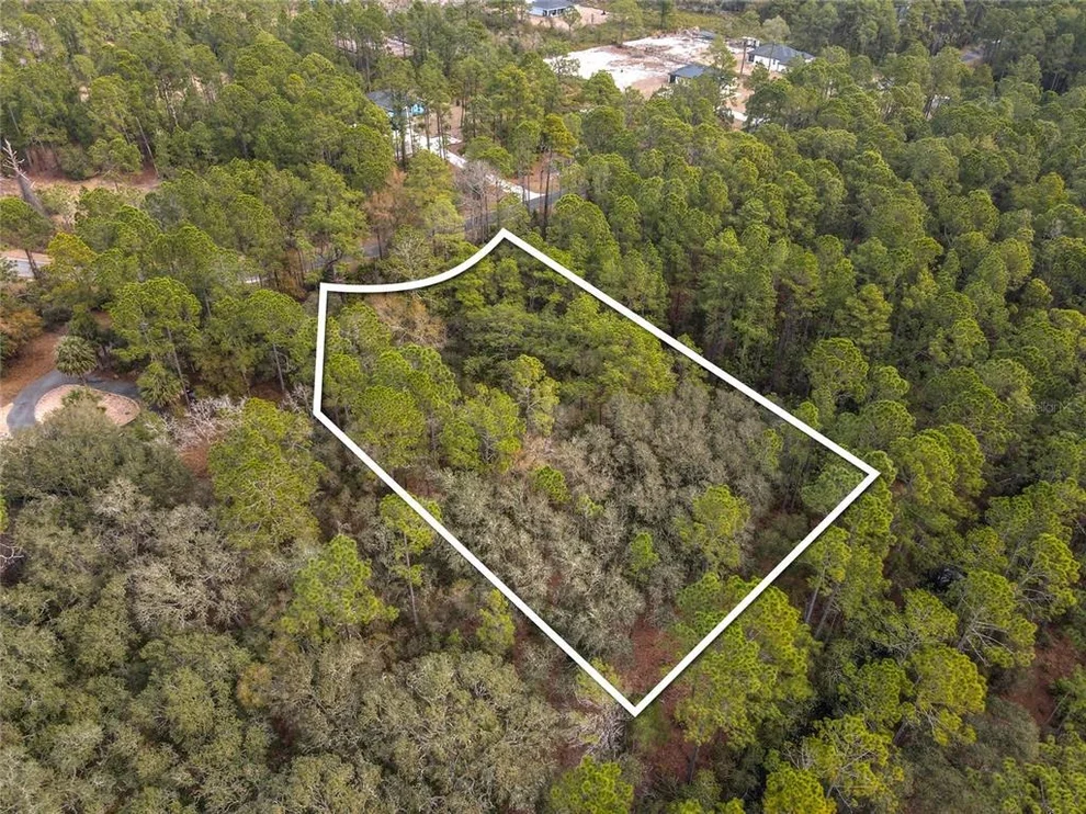 Unit for sale at APRICOT AVENUE, EUSTIS, FL 32736
