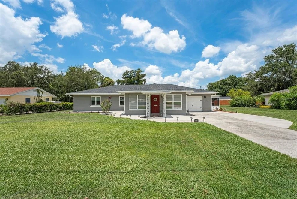 Unit for sale at 1075 8TH STREET NW, WINTER HAVEN, FL 33881