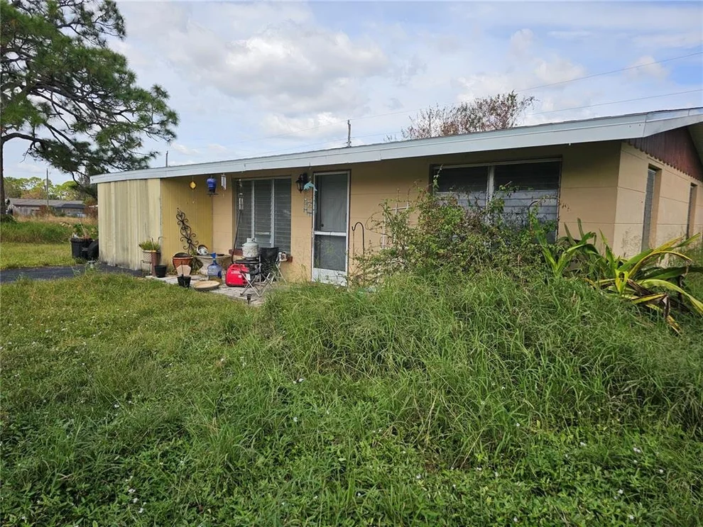 Unit for sale at 11290 6TH AVENUE, PUNTA GORDA, FL 33955