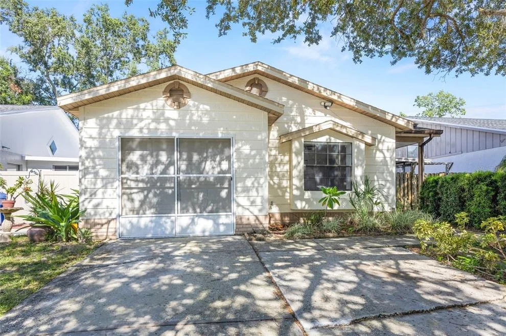 Unit for sale at 13427 LARAWAY DRIVE, RIVERVIEW, FL 33579