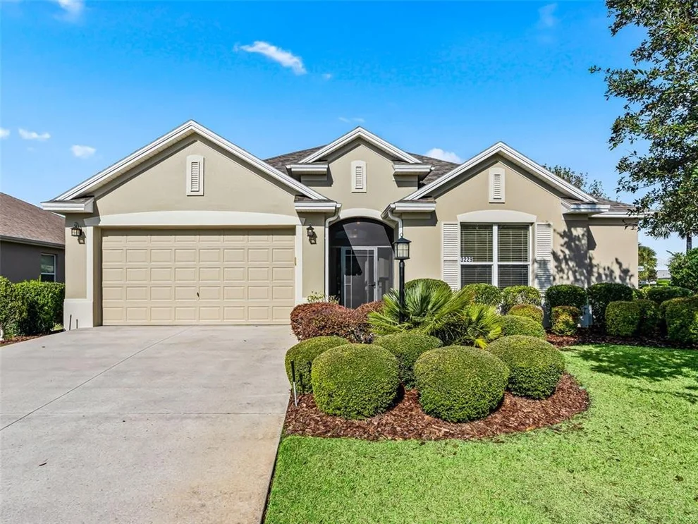 Unit for sale at 3229 KILLINGTON LOOP, THE VILLAGES, FL 32163