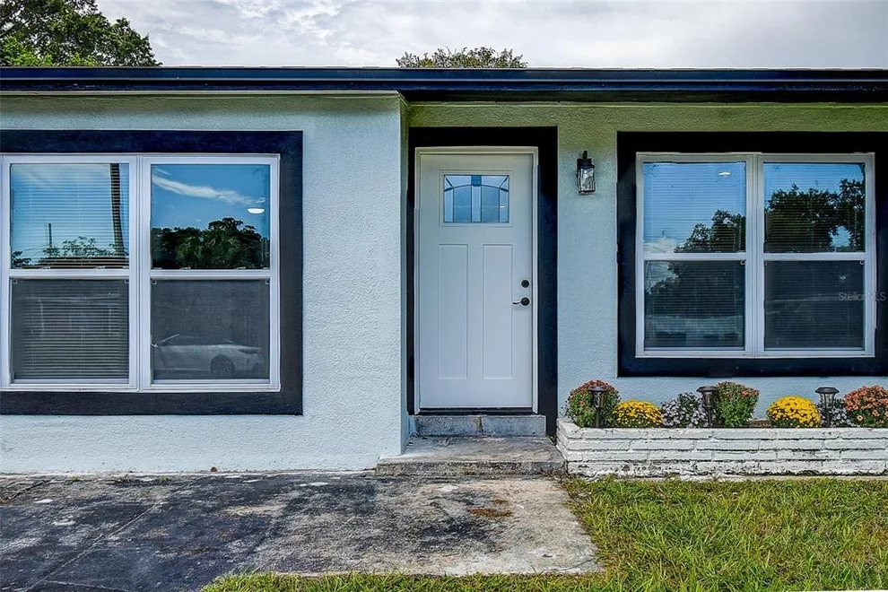 Unit for sale at 7580 MEADOWLAWN DRIVE N, ST PETERSBURG, FL 33702