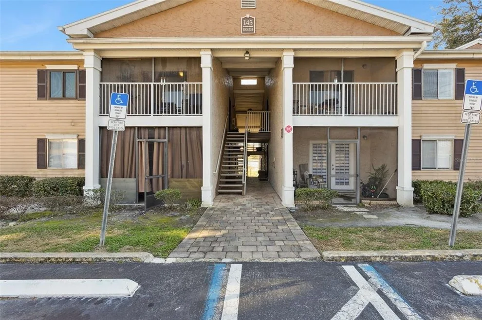 Unit for sale at 145 N PEARL LAKE CSWY, ALTAMONTE SPRINGS, FL 32714