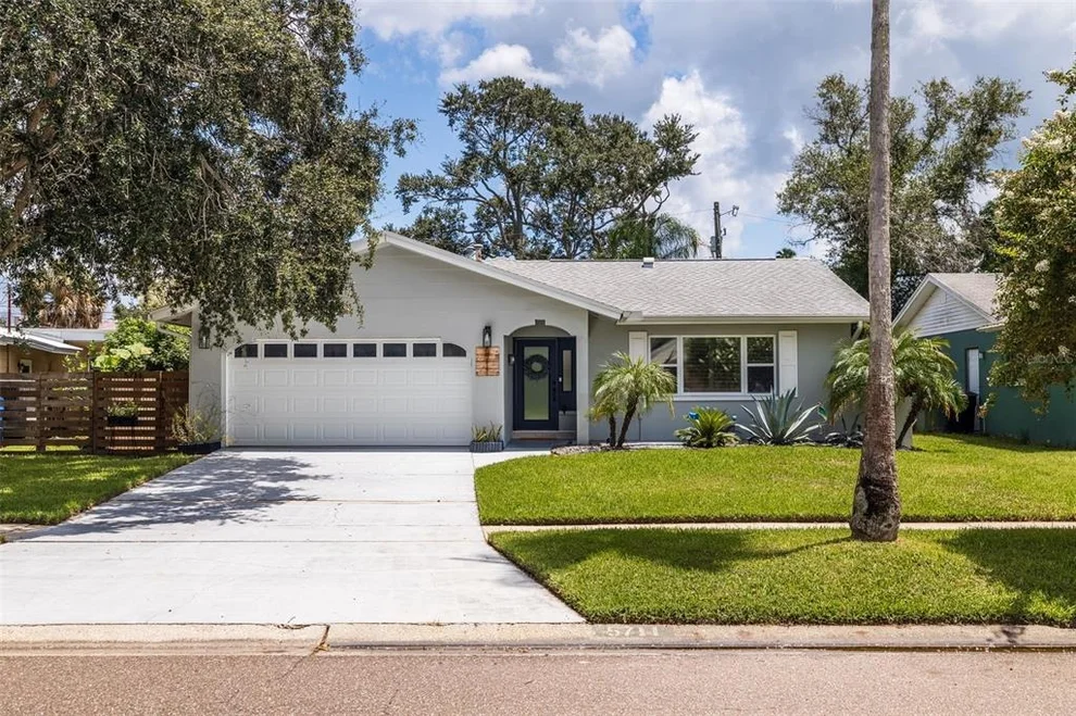 Unit for sale at 5711 VENETIAN BOULEVARD NE, ST PETERSBURG, FL 33703