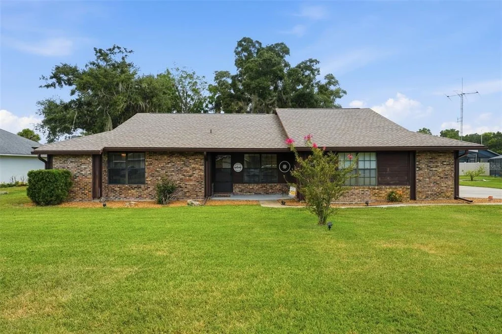 Unit for sale at 1805 VIRGINIA COURT, TAVARES, FL 32778