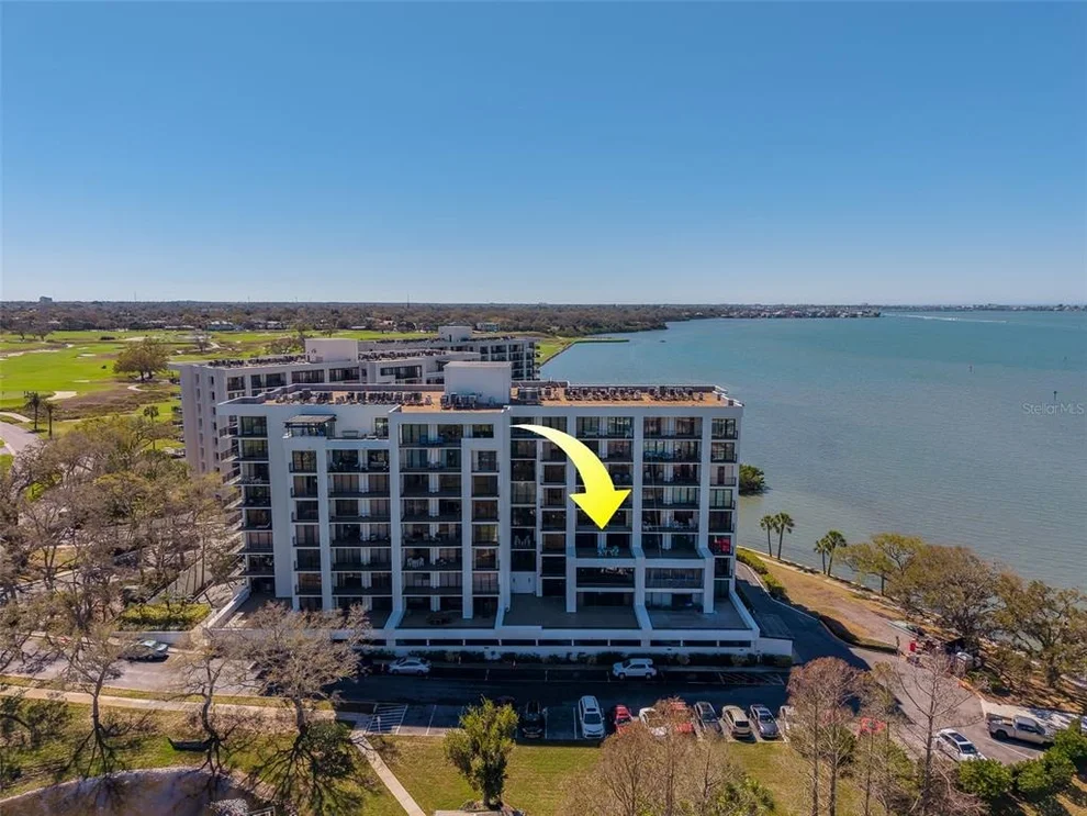 Unit for sale at 8 BELLEVIEW BOULEVARD, BELLEAIR, FL 33756