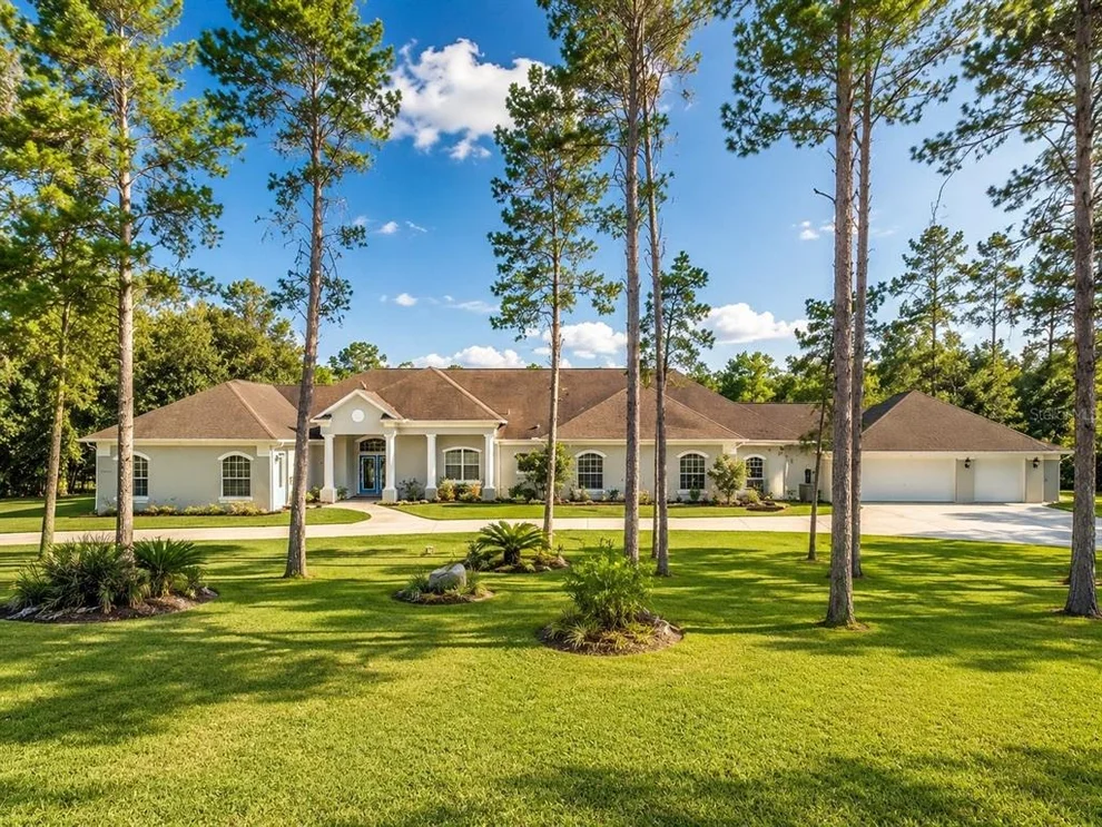 Unit for sale at 11200 WOODLAND WATERS BOULEVARD, WEEKI WACHEE, FL 34613