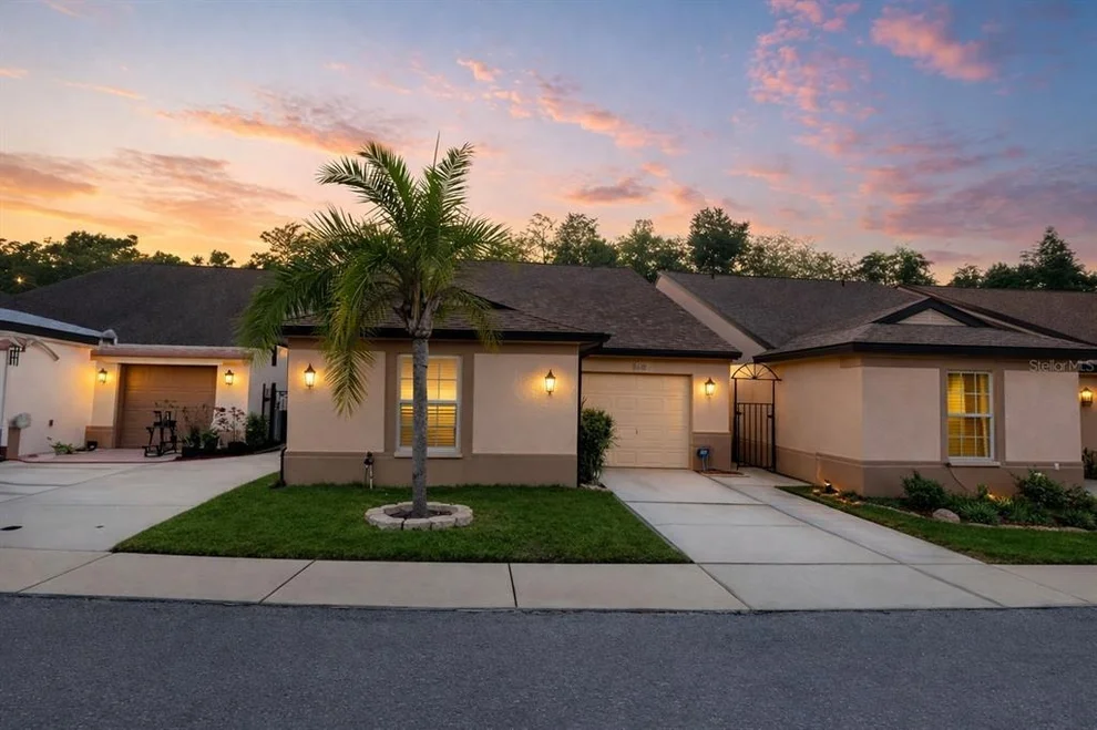 Unit for sale at 8618 VILLA LARGO DRIVE, TAMPA, FL 33614