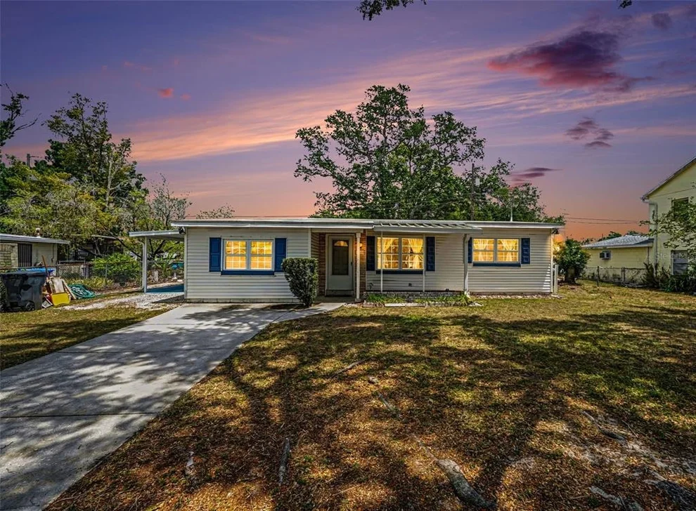 Unit for sale at 7815 N WOODLYNNE AVENUE, TAMPA, FL 33614
