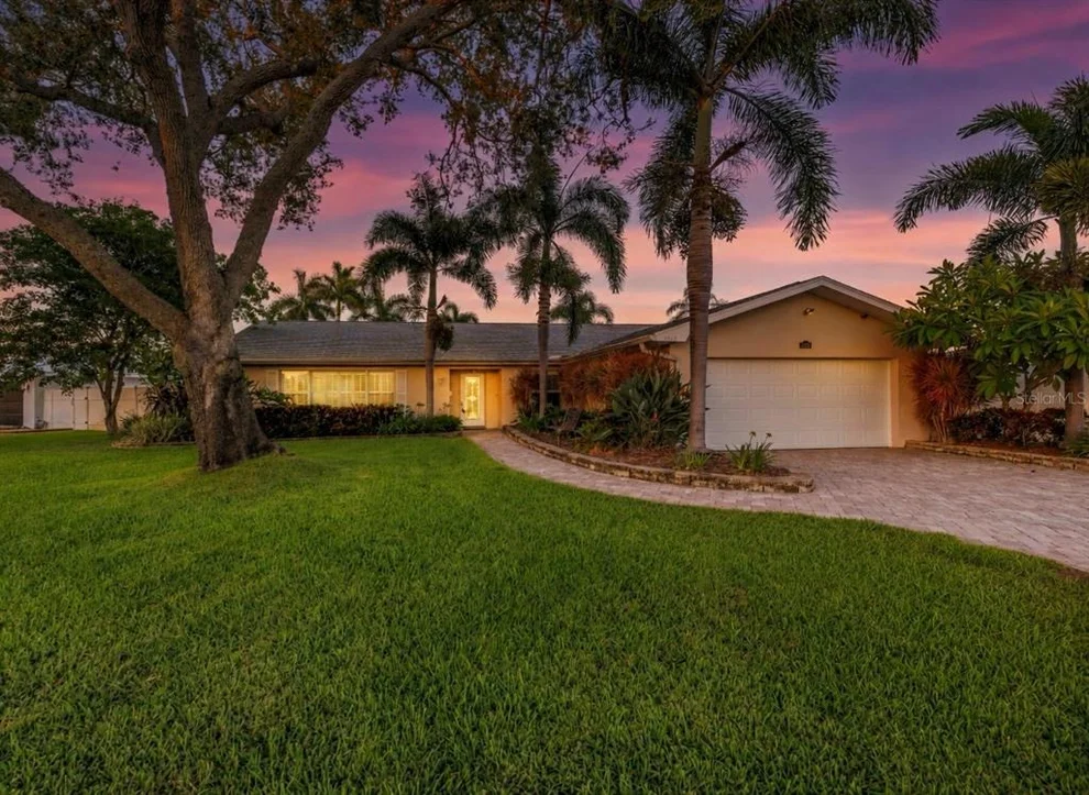Unit for sale at 1820 TANGLEWOOD DRIVE NE, ST PETERSBURG, FL 33702