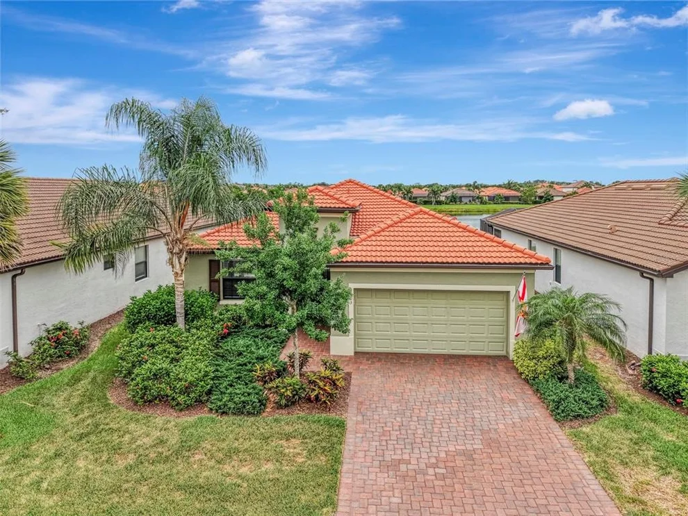 Unit for sale at 9903 WINGOOD DRIVE, VENICE, FL 34292