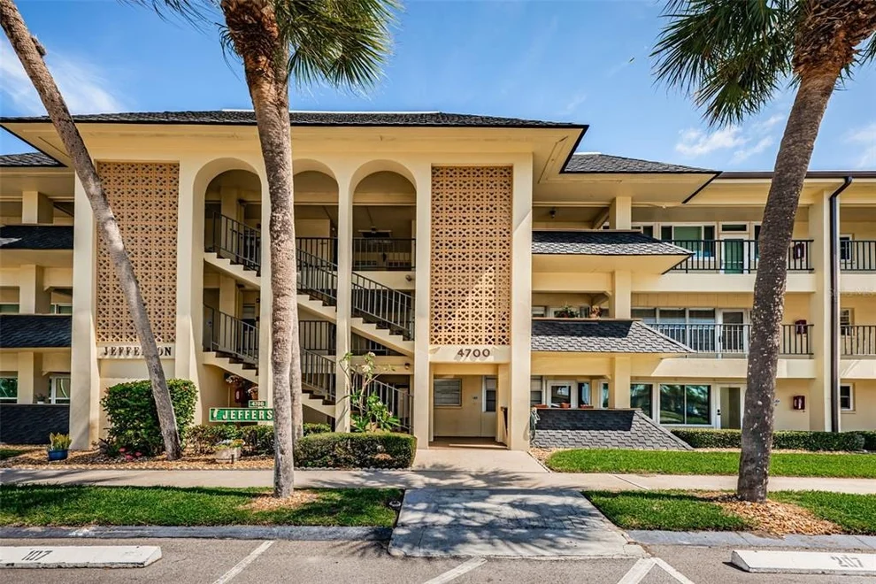 Unit for sale at 4700 COVE CIRCLE, ST PETERSBURG, FL 33708