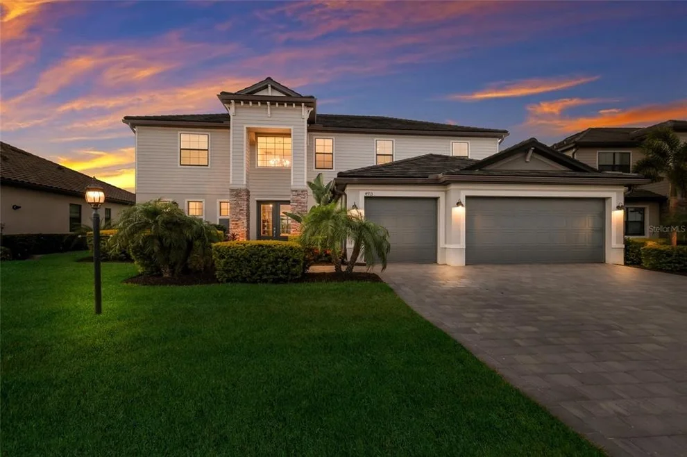 Unit for sale at 4913 COASTAL DAYS LANE, LAKEWOOD RANCH, FL 34211