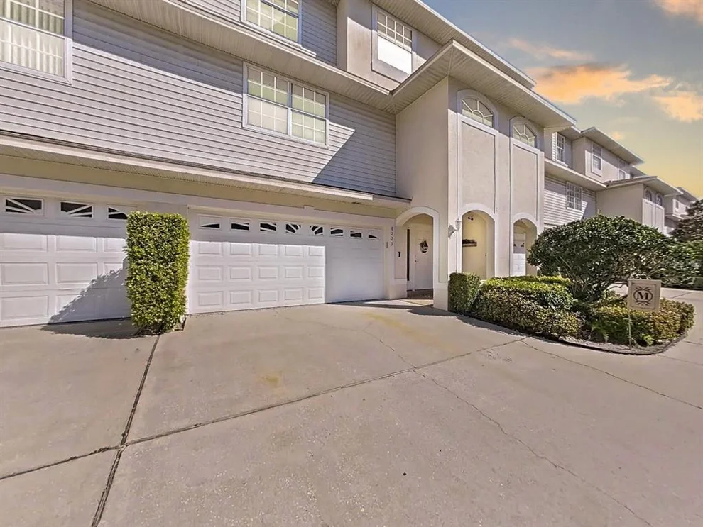 Unit for sale at 8229 EAGLES PARK DRIVE N, ST PETERSBURG, FL 33709
