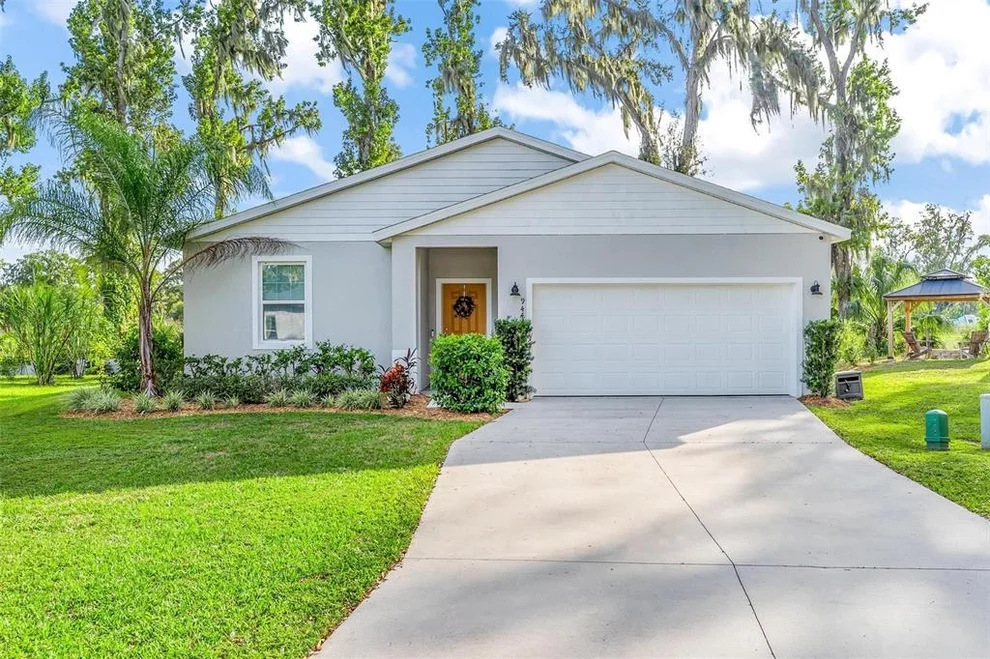 Unit for sale at 944 BELLE OAK DRIVE, LEESBURG, FL 34748