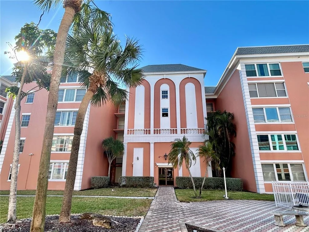 Unit for sale at 6960 20TH AVENUE N, ST PETERSBURG, FL 33710