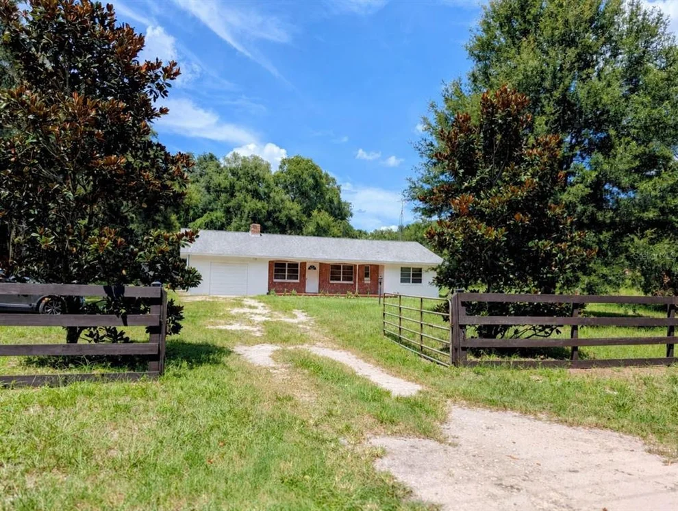 Unit for sale at 876 SHAW LAKE ROAD, PIERSON, FL 32180