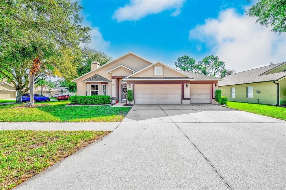 Unit for sale at 2927 HICKORY GROVE DRIVE, VALRICO, FL 33596