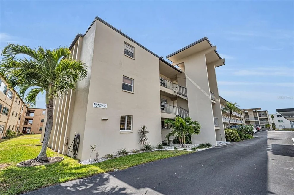 Unit for sale at 9940 47TH AVENUE N, ST PETERSBURG, FL 33708