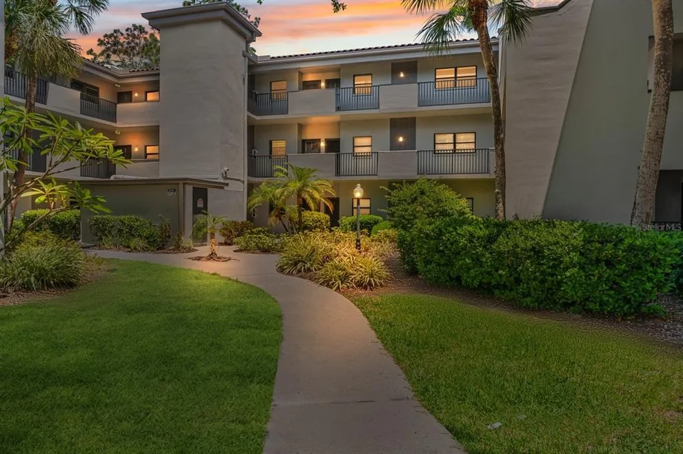 Unit for sale at 2650 COUNTRYSIDE BOULEVARD, CLEARWATER, FL 33761